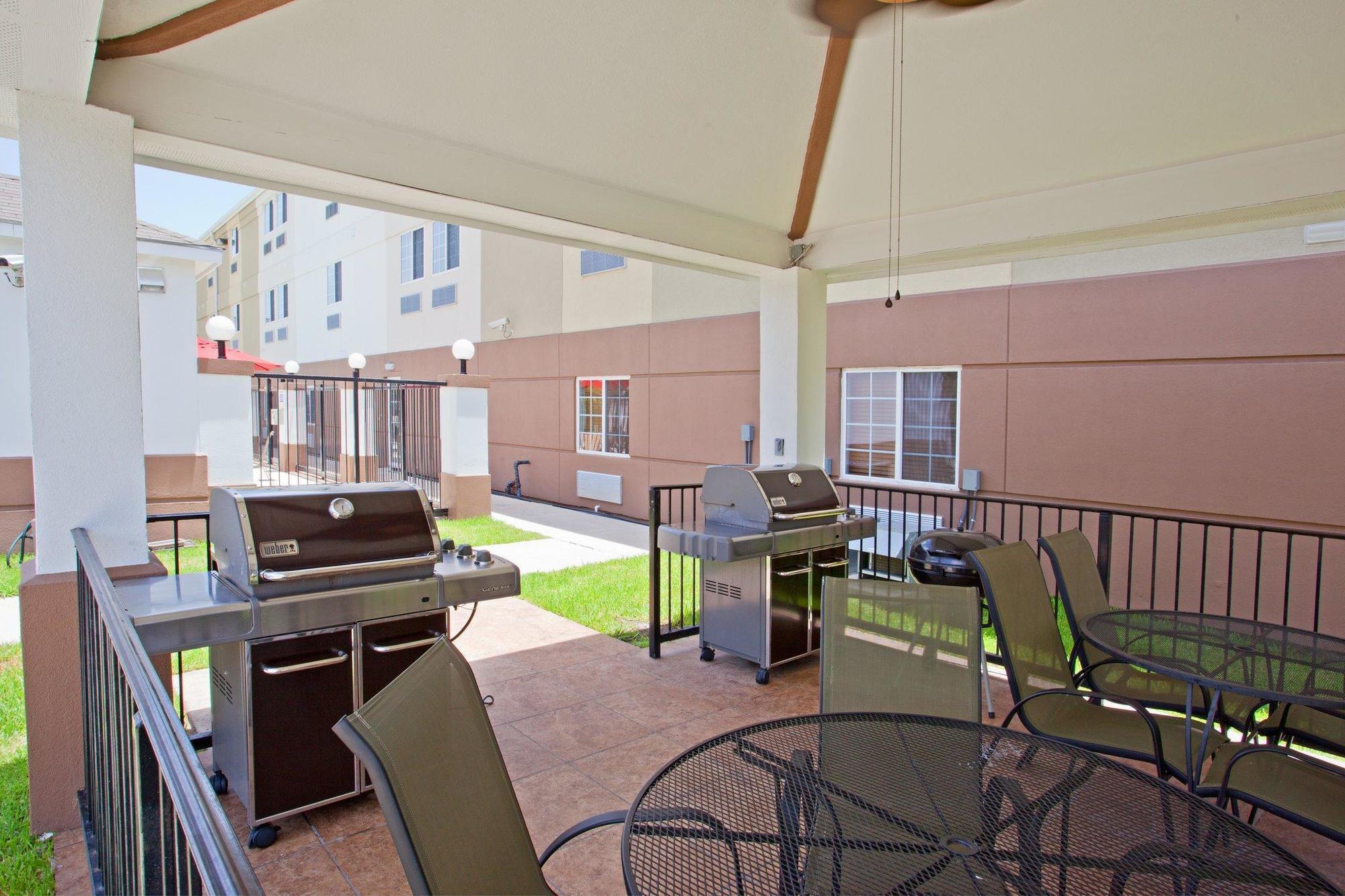 Candlewood Suites Houston Westchase - Westheimer By Ihg Екстериор снимка