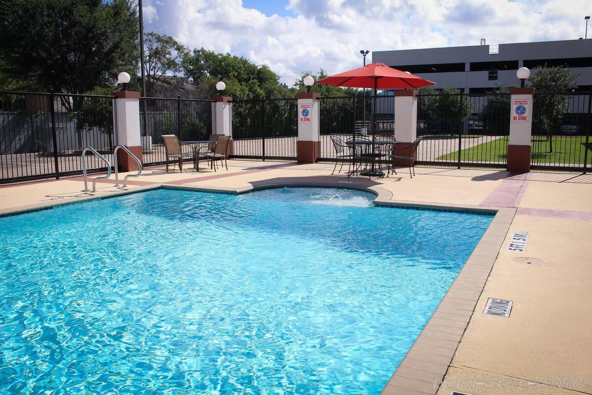 Candlewood Suites Houston Westchase - Westheimer By Ihg Екстериор снимка